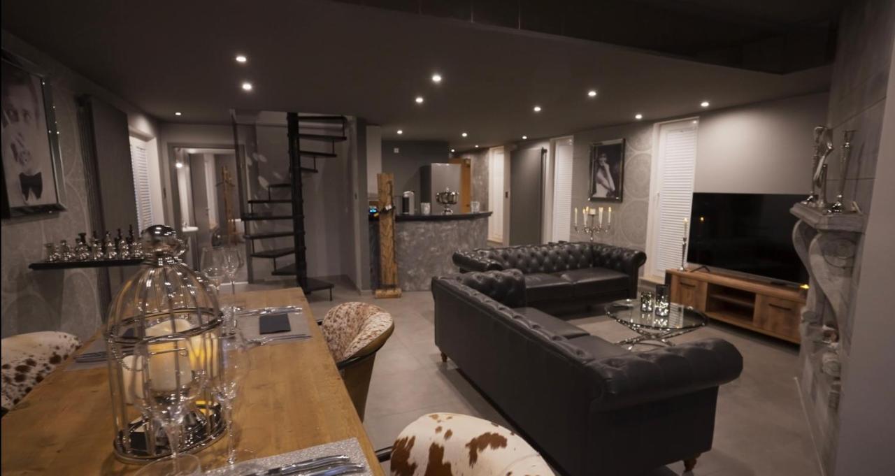 Les Suites M Wanze Exterior photo